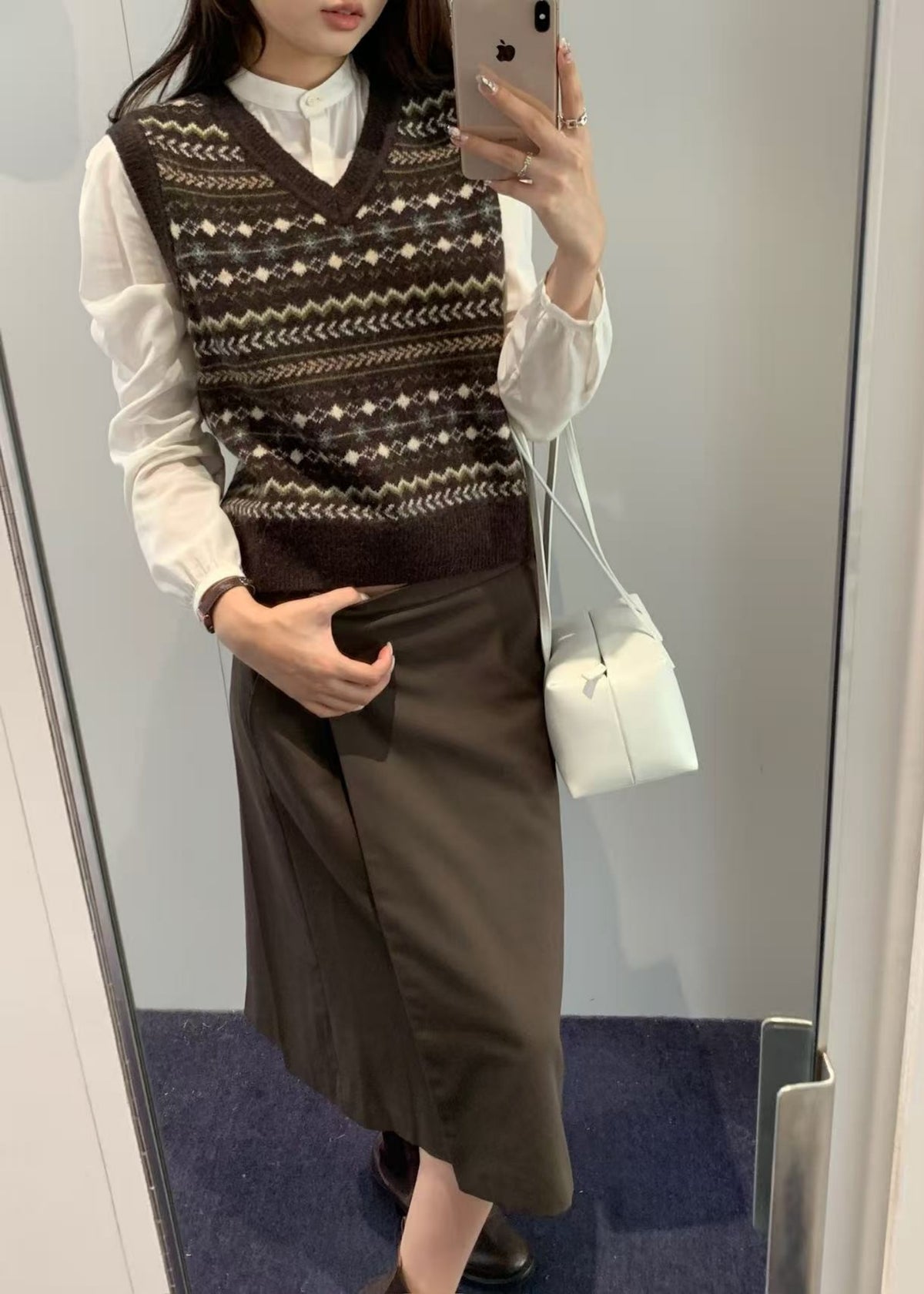 Crafted V-neck Knit Vest