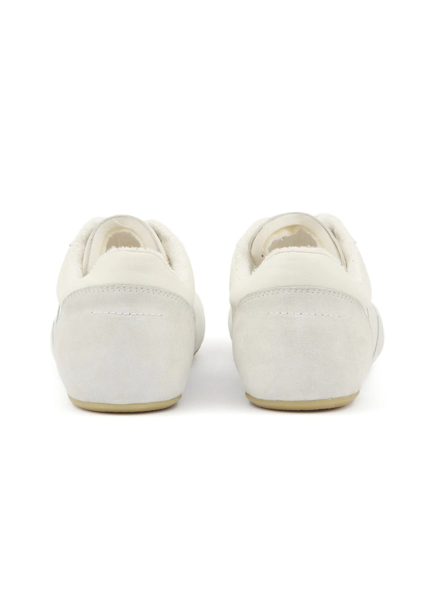 Numbers-embossed Toe Sneakers