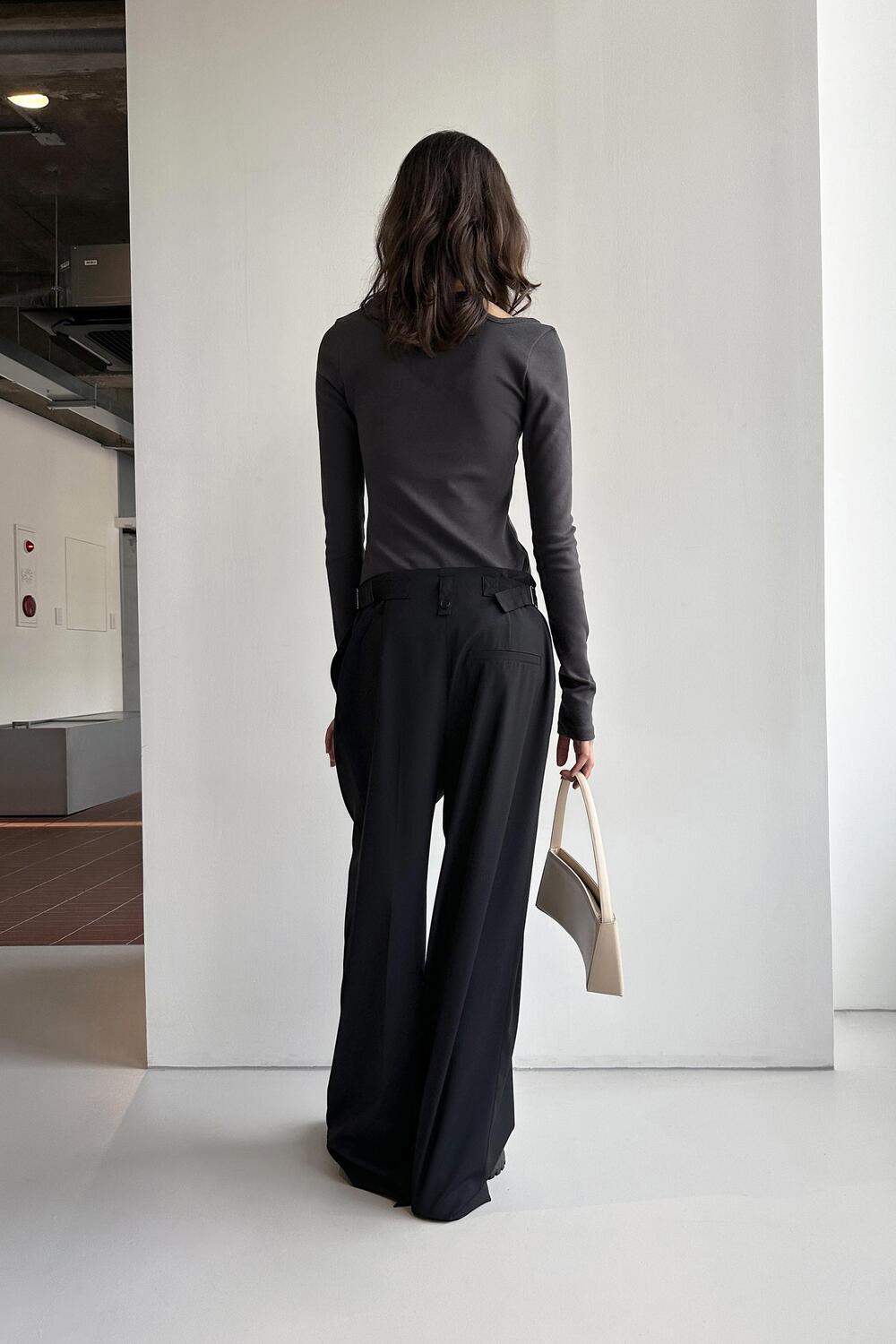 Belt Loop Point Trouser