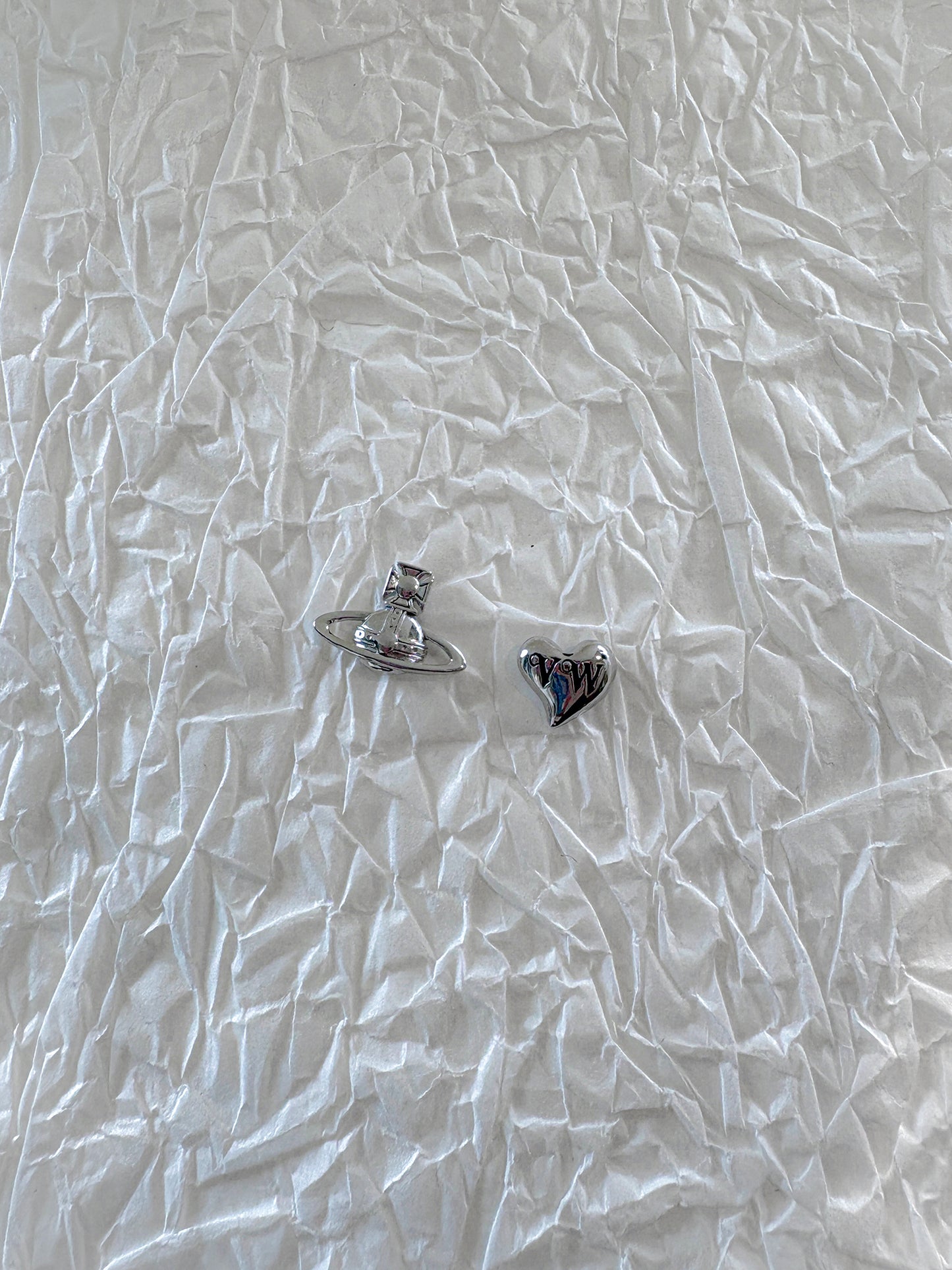 Leodaria Earrings