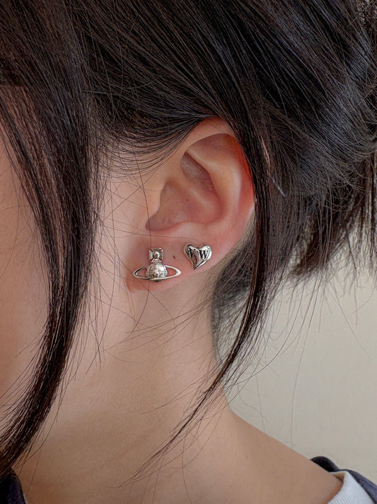 Leodaria Earrings