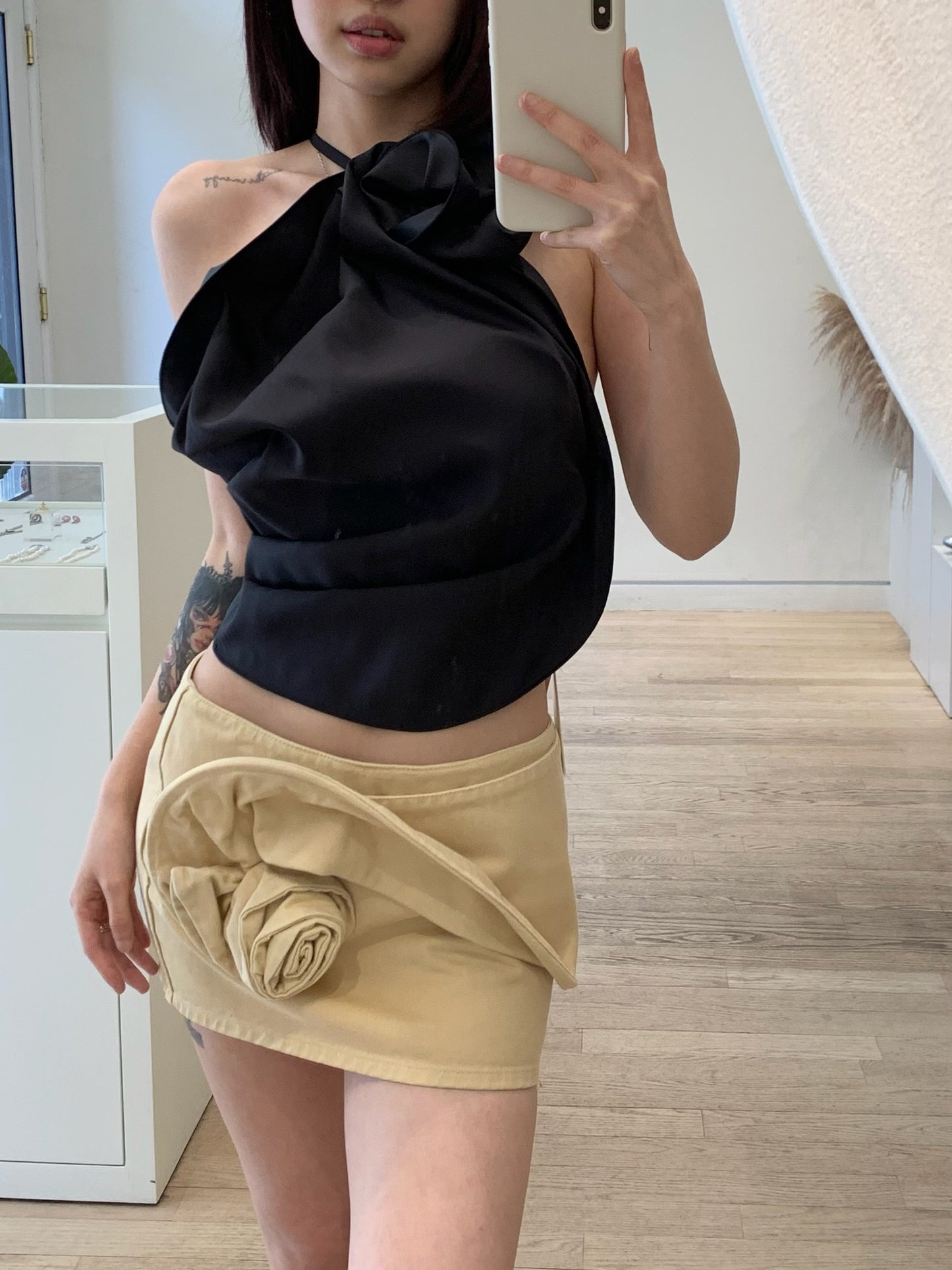 Low Waist Floral Appliqué Mini Skirt