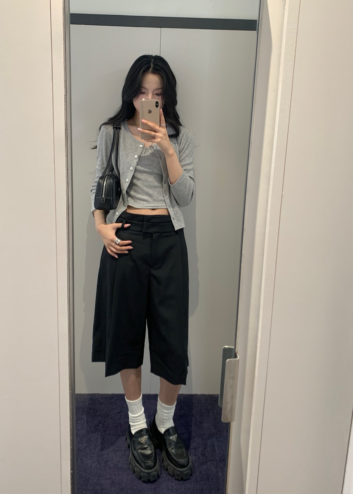 Double Layered One Tuck Shorts