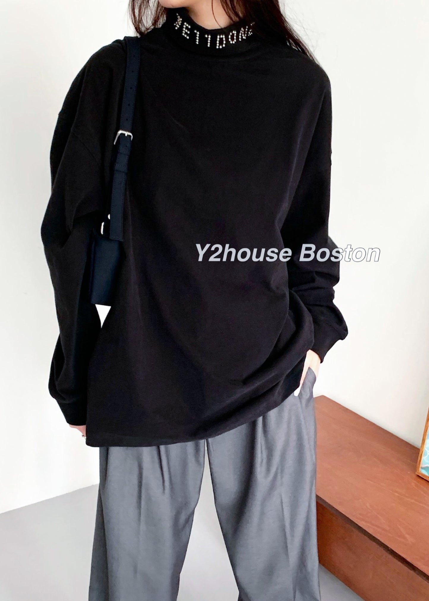 Roll Neck Long-sleeved T-shirt