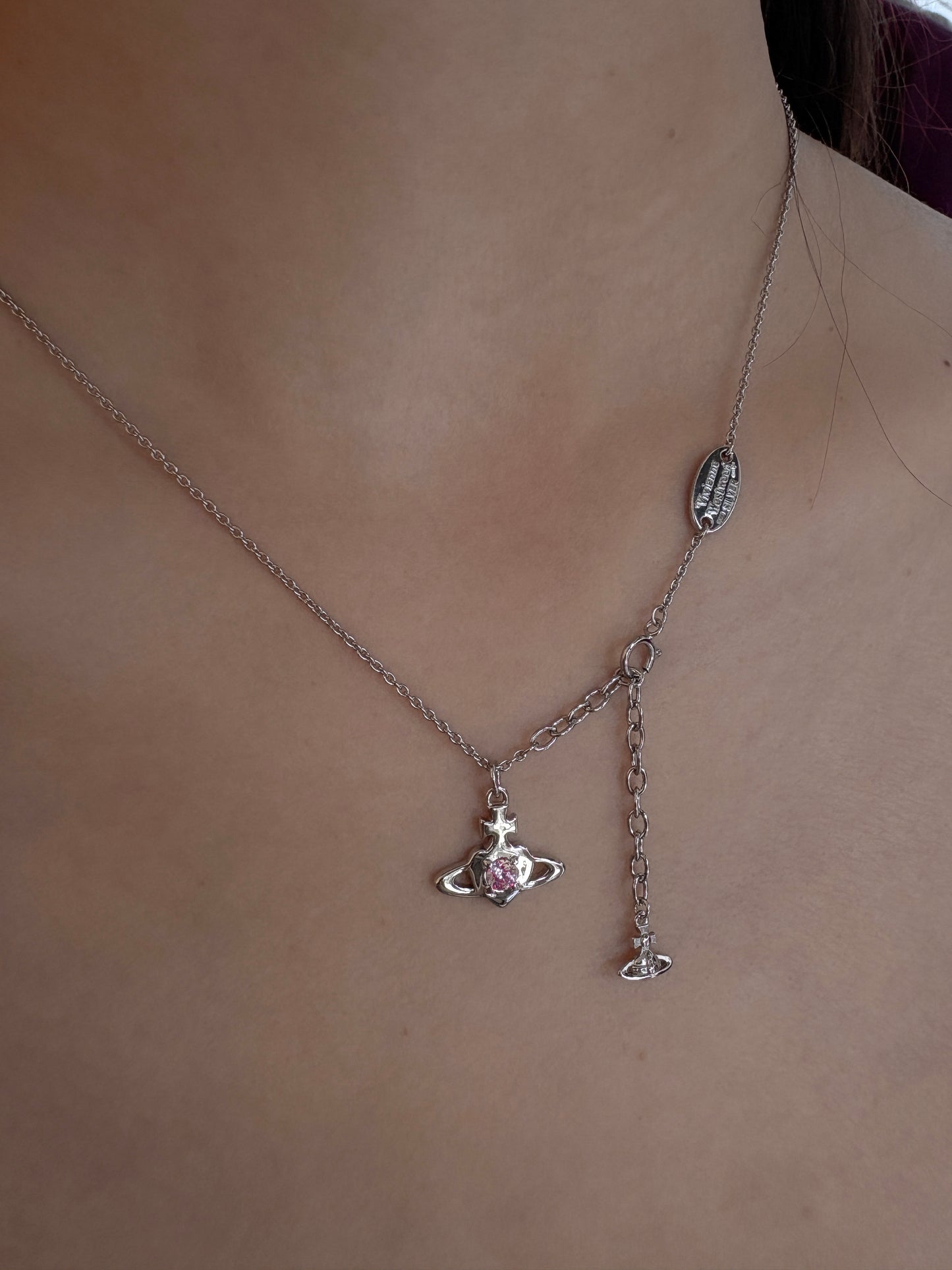 Noella Pendant Necklace