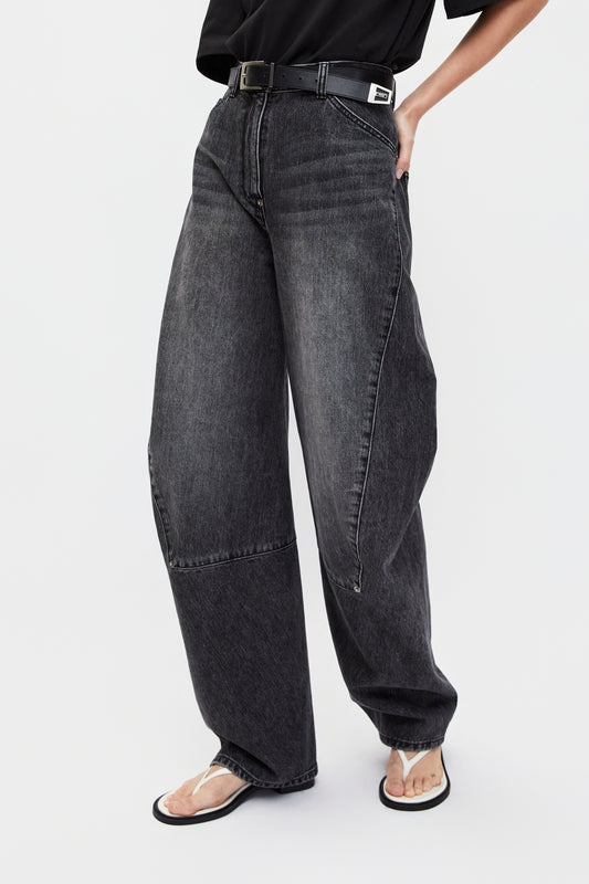 Balloon Fit Jeans