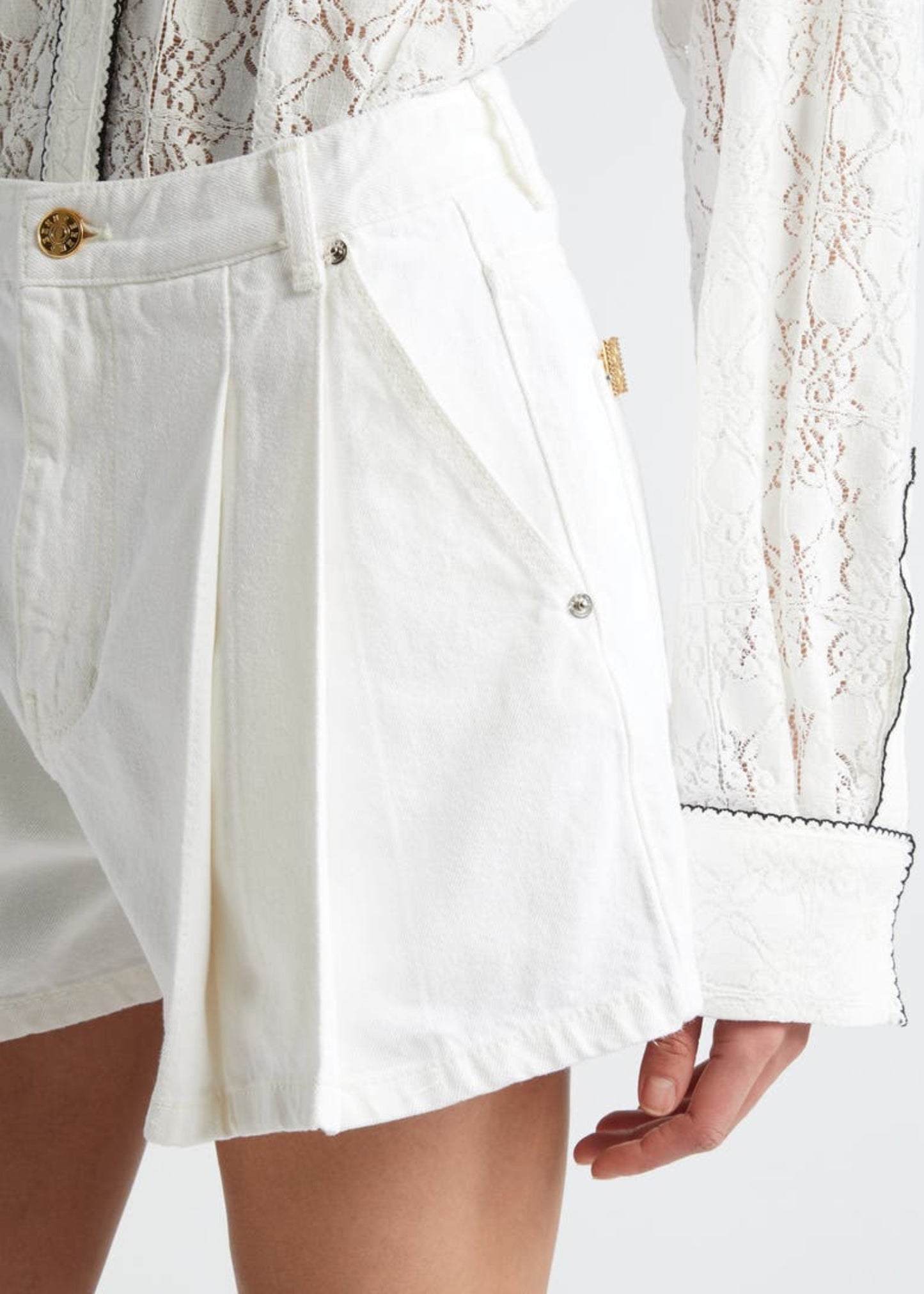 YECA Pleated Denim Shorts