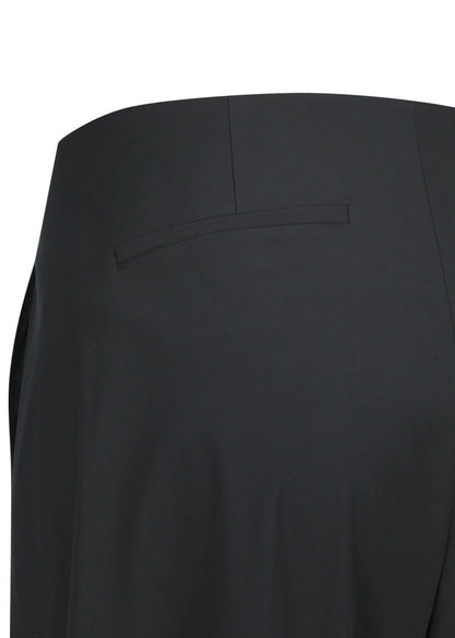 Curved Silhouette Pants