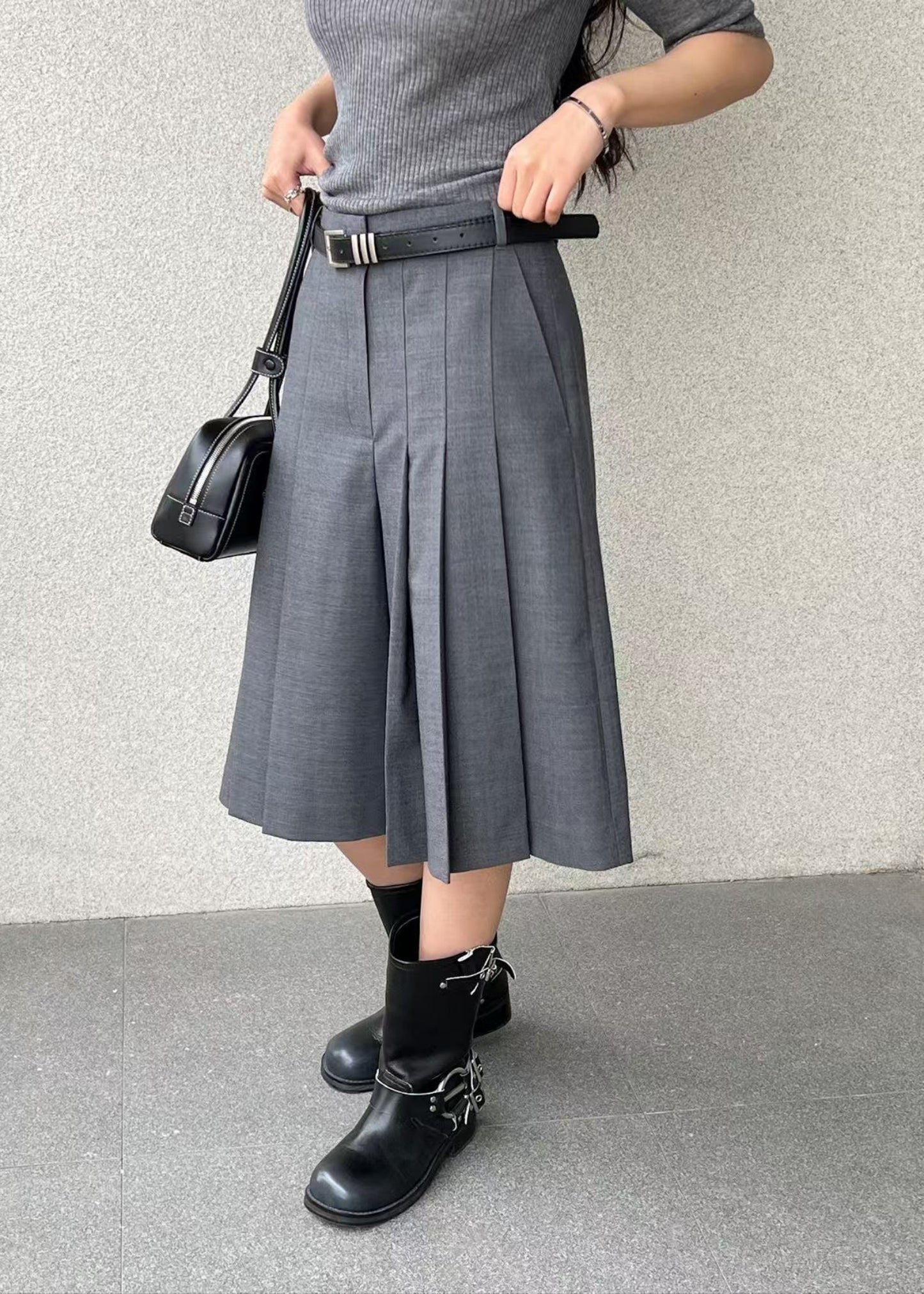 Mid-length Pleats Pants