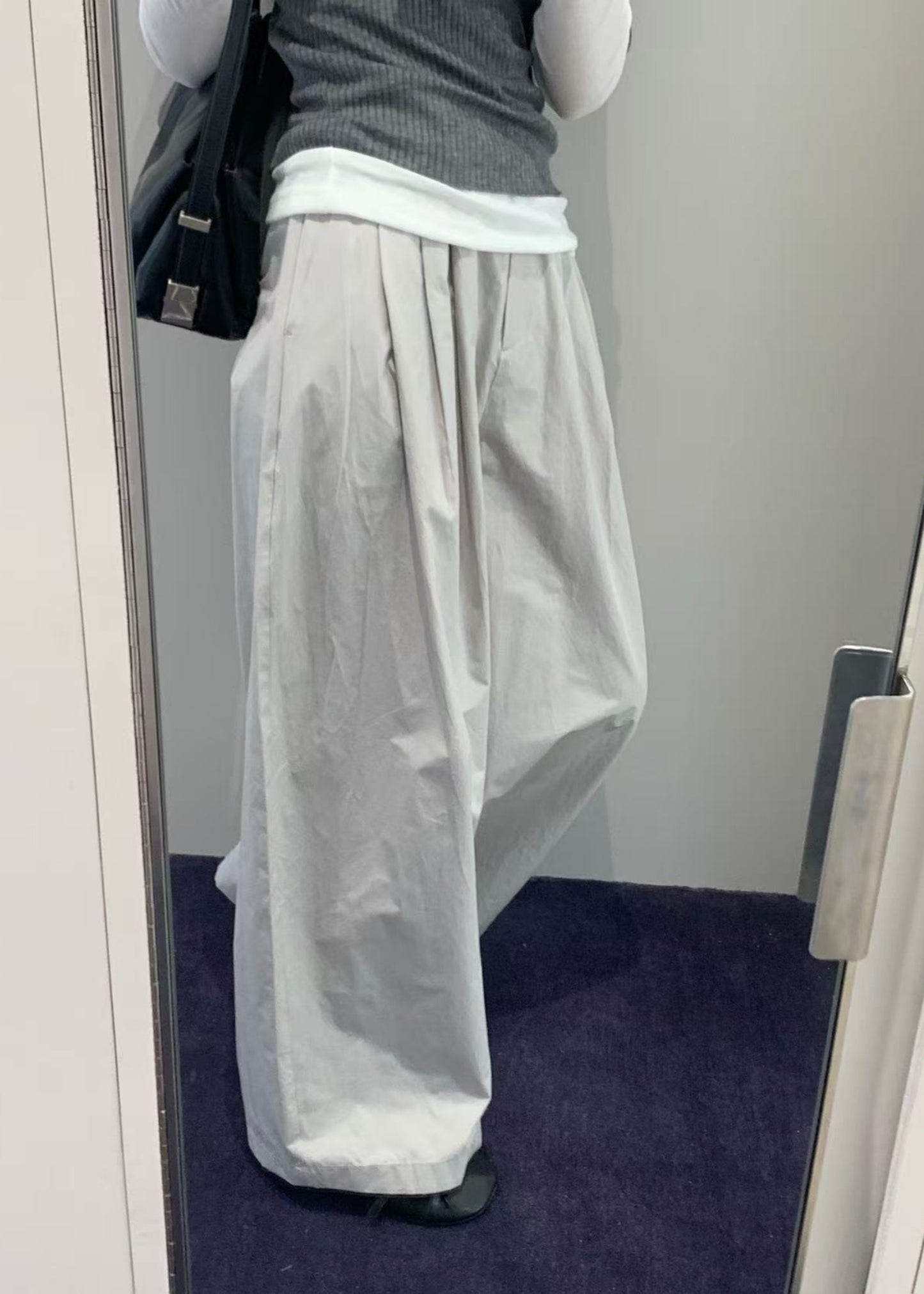 Three Tuck Banding Pants