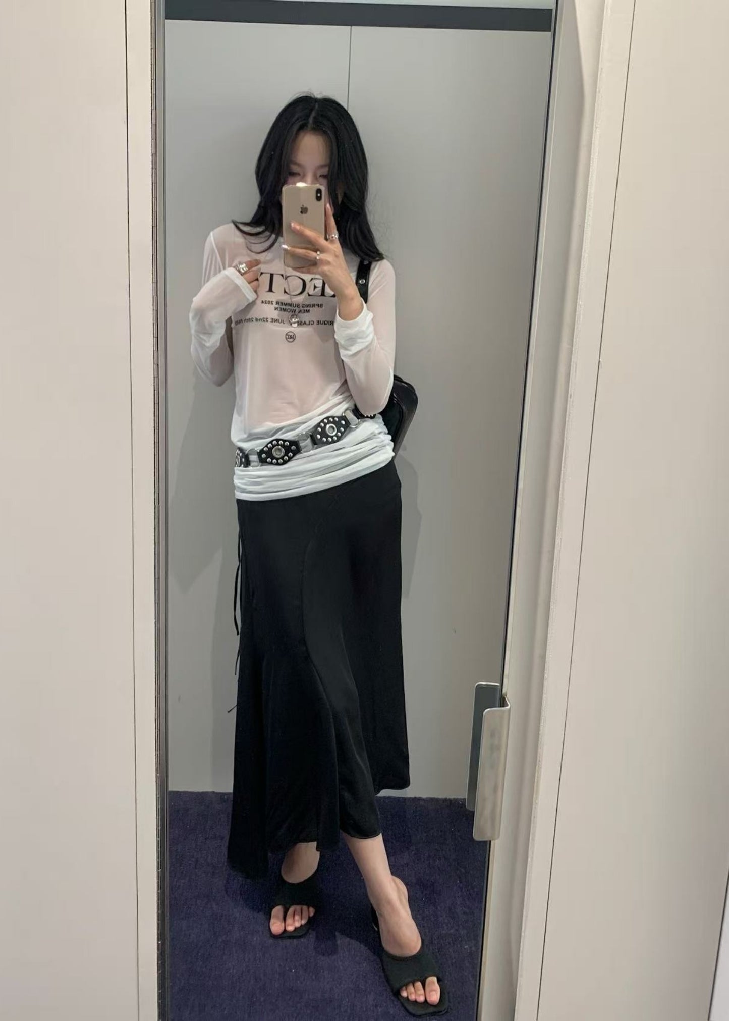 Asymmetric Side-slit Flared Skirt