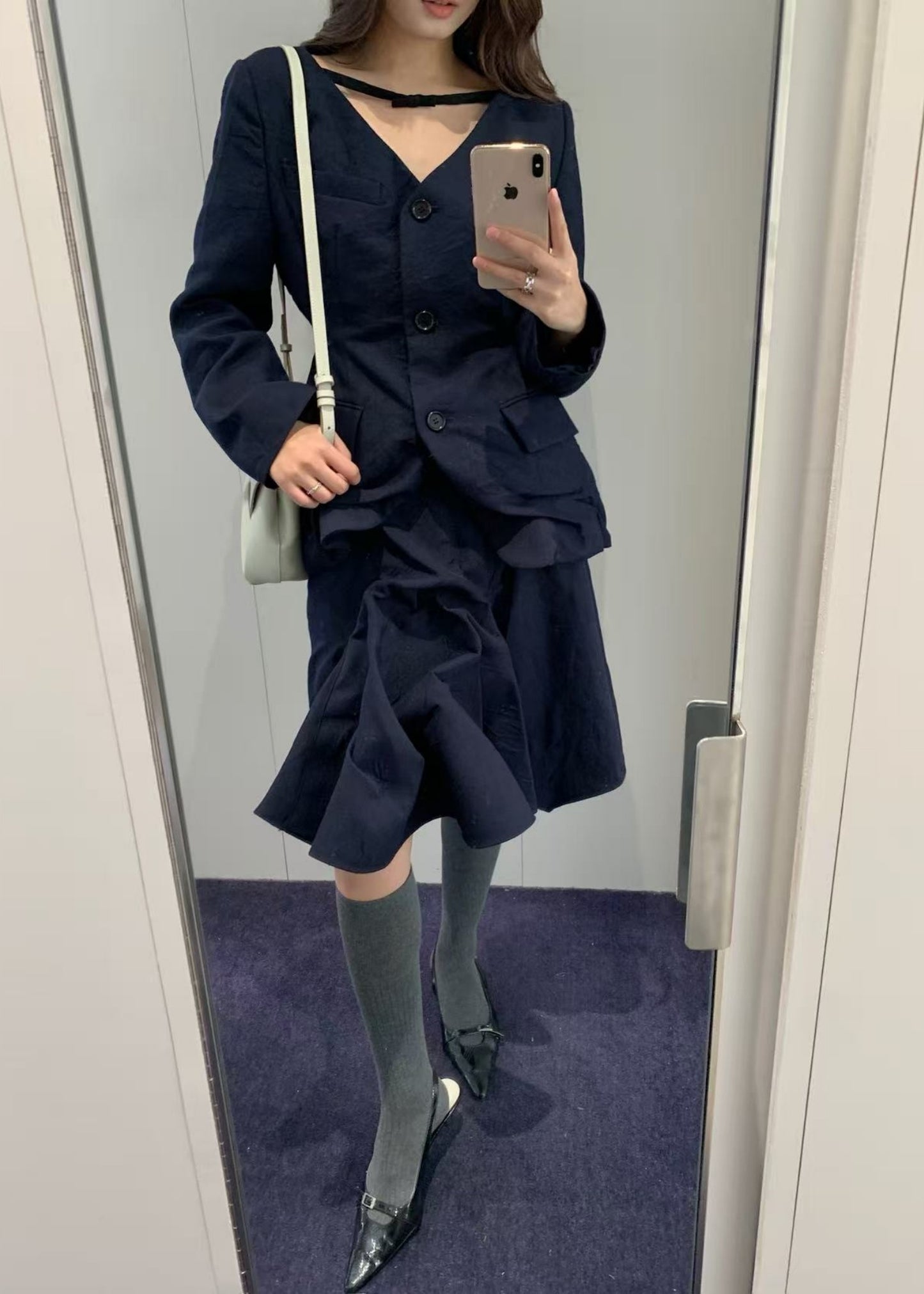 V-neck Strap Point Jacket