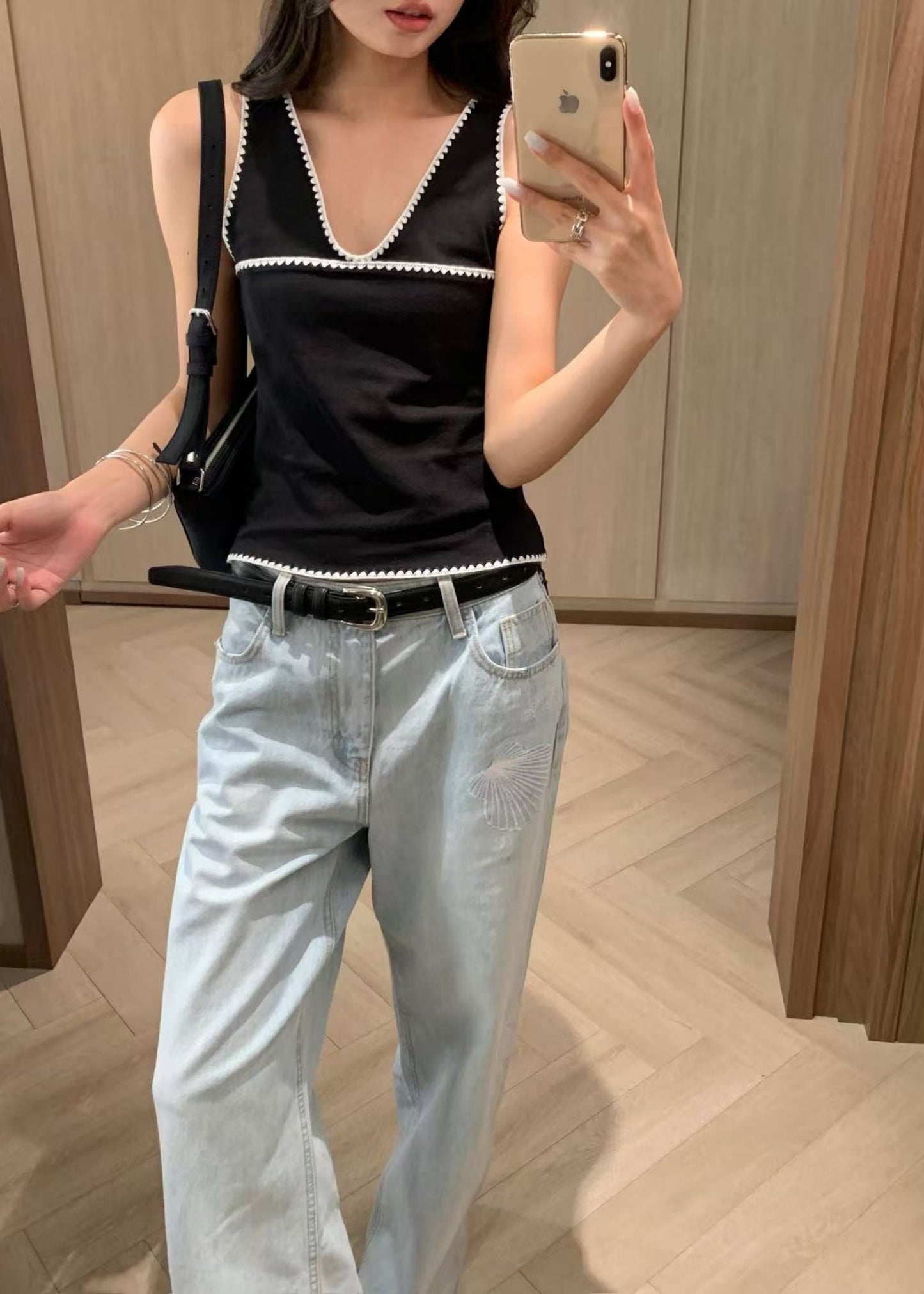 Scallop Stitch Sleeveless
