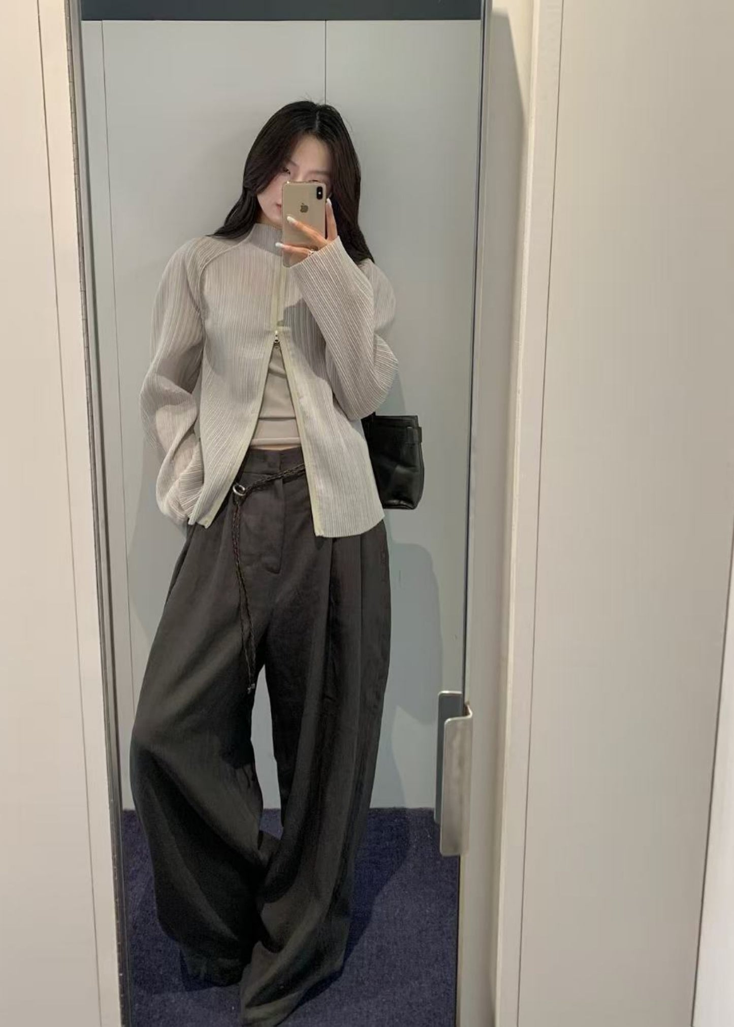 Pleats Zip Up Jumper