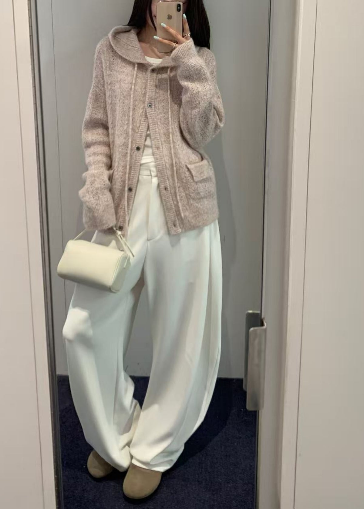 Wide-leg Pants