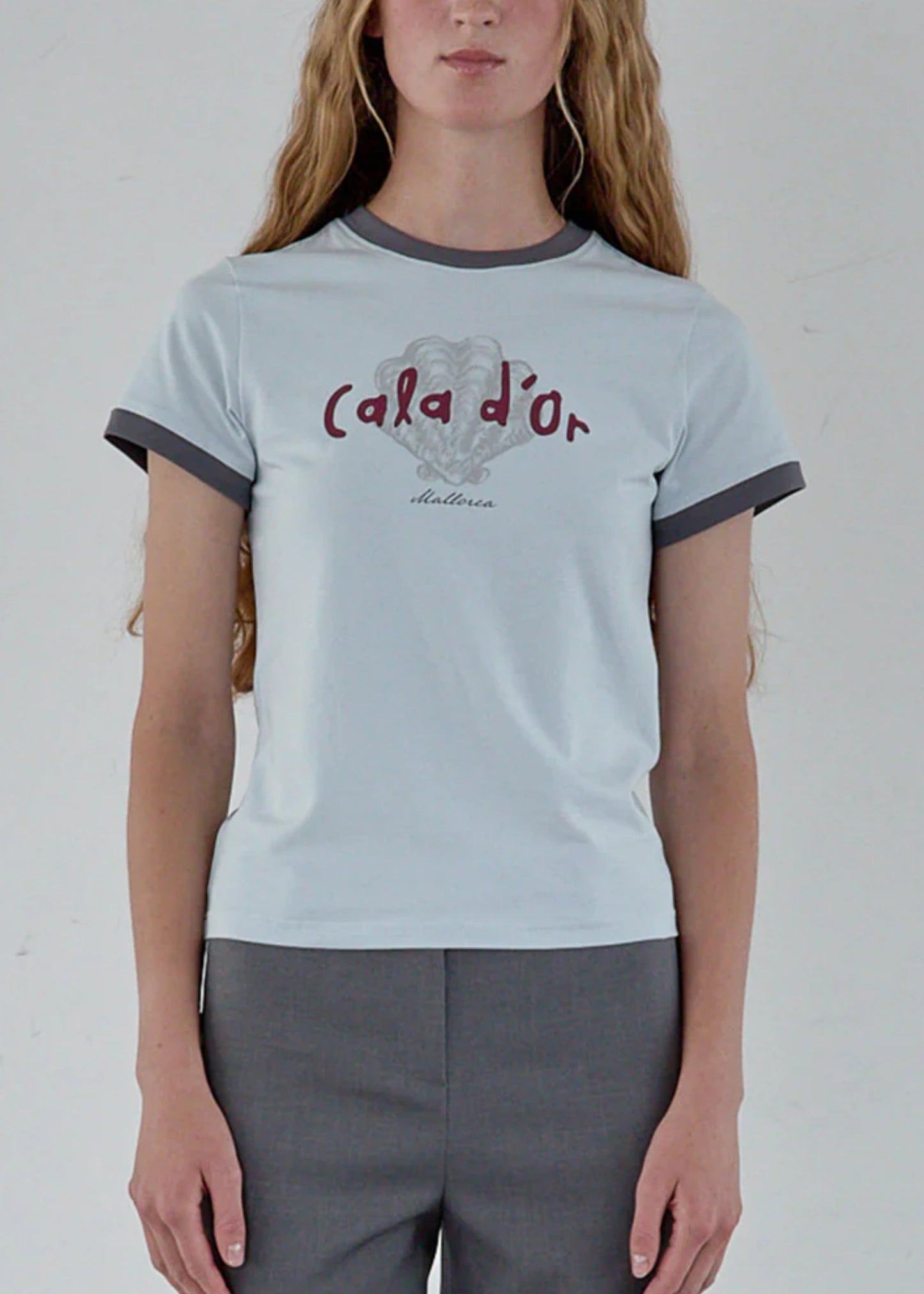 Cala Tee