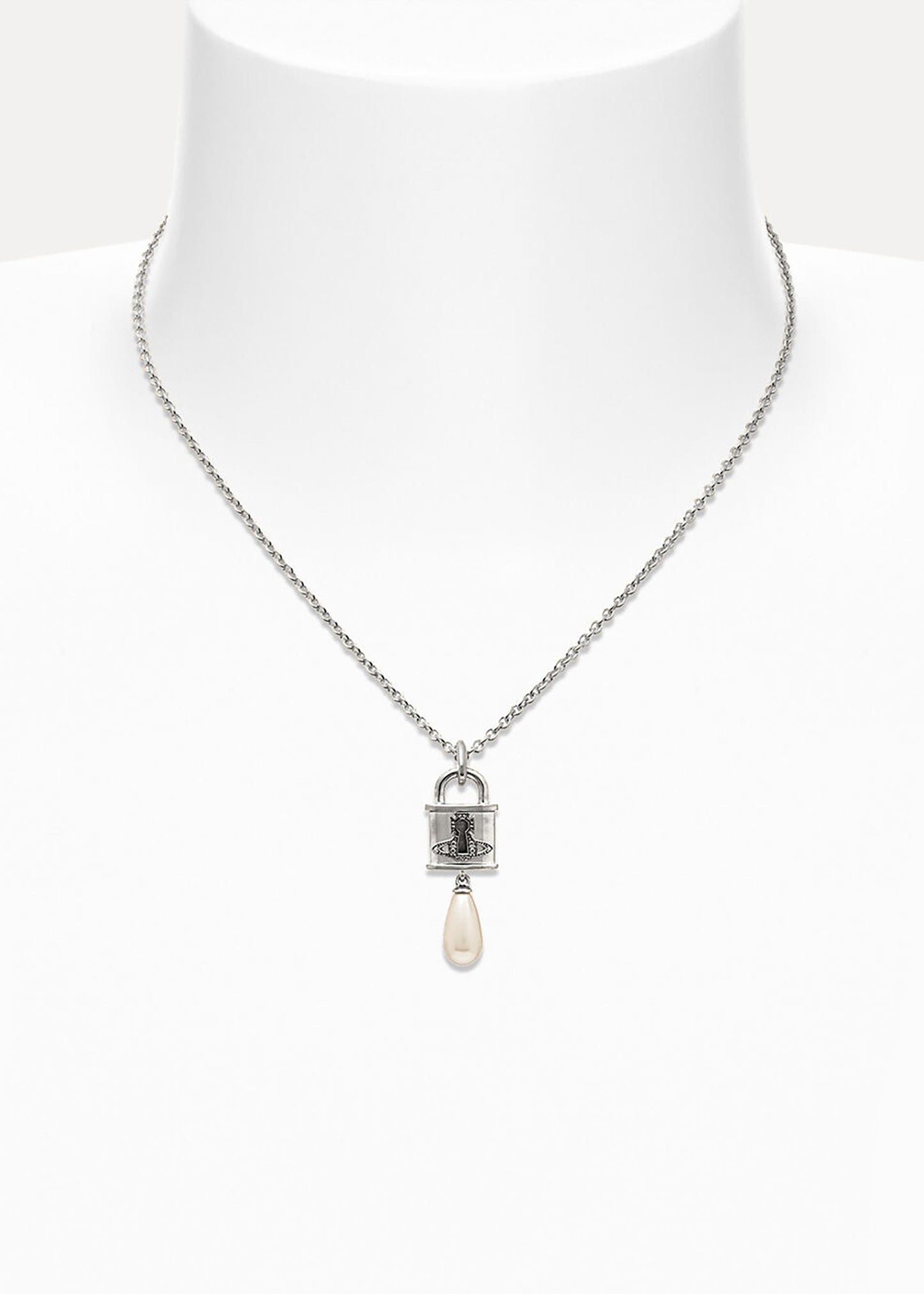 Celestia Small Pendant Necklace