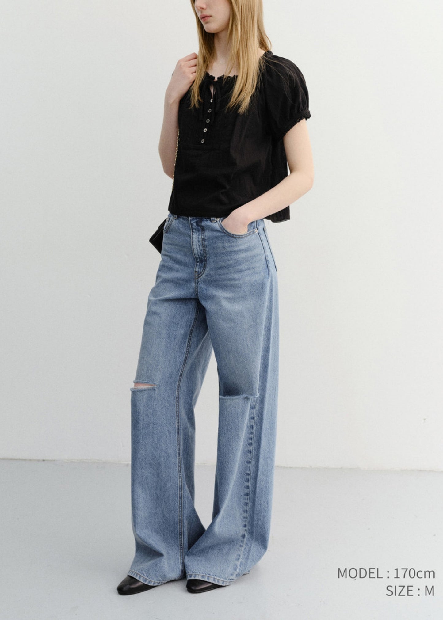 Ribboned Shirring Blouse