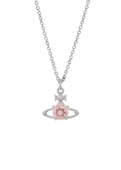 Reina Pendant Necklace