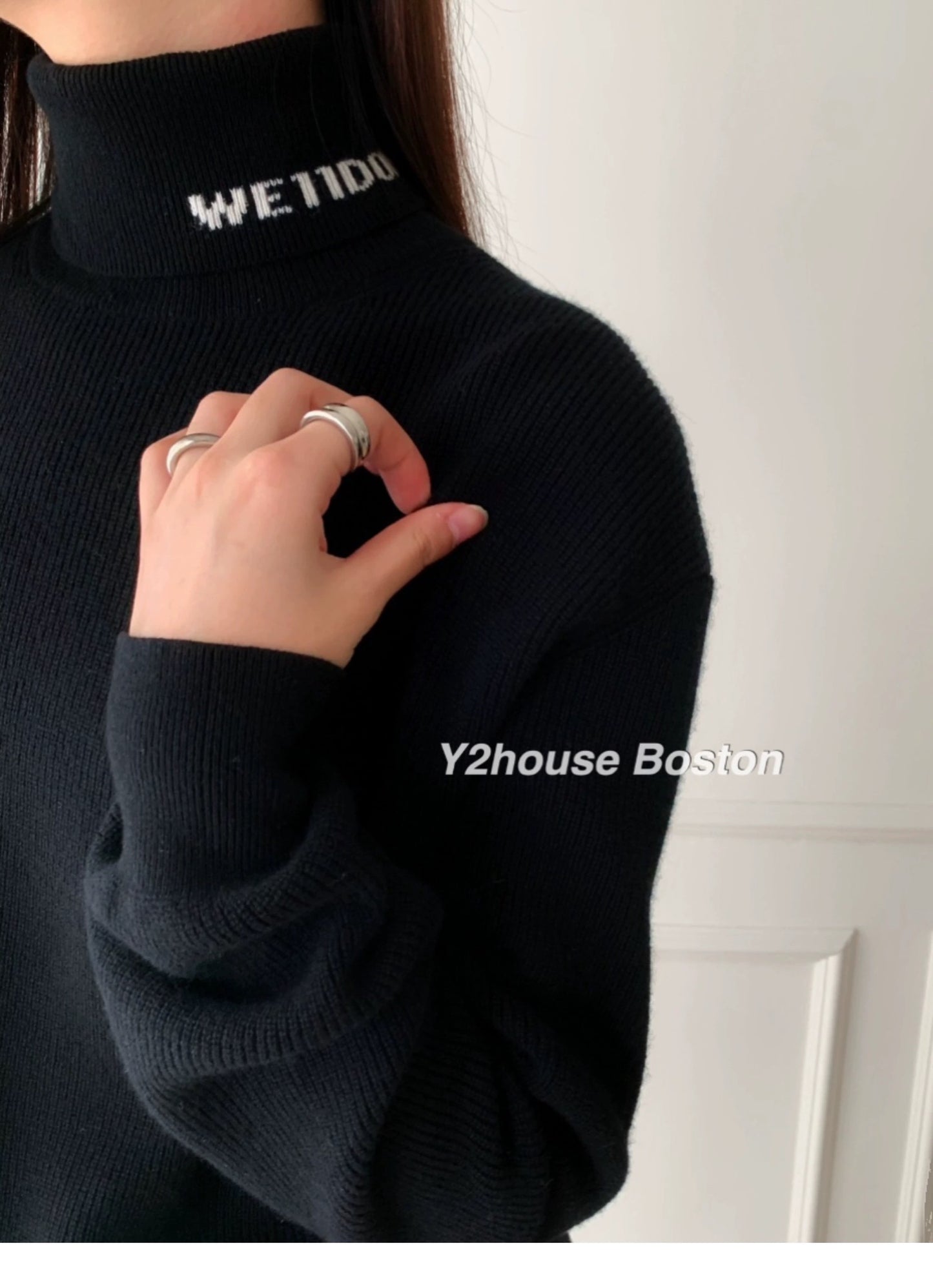 Knit Roll-neck Sweater