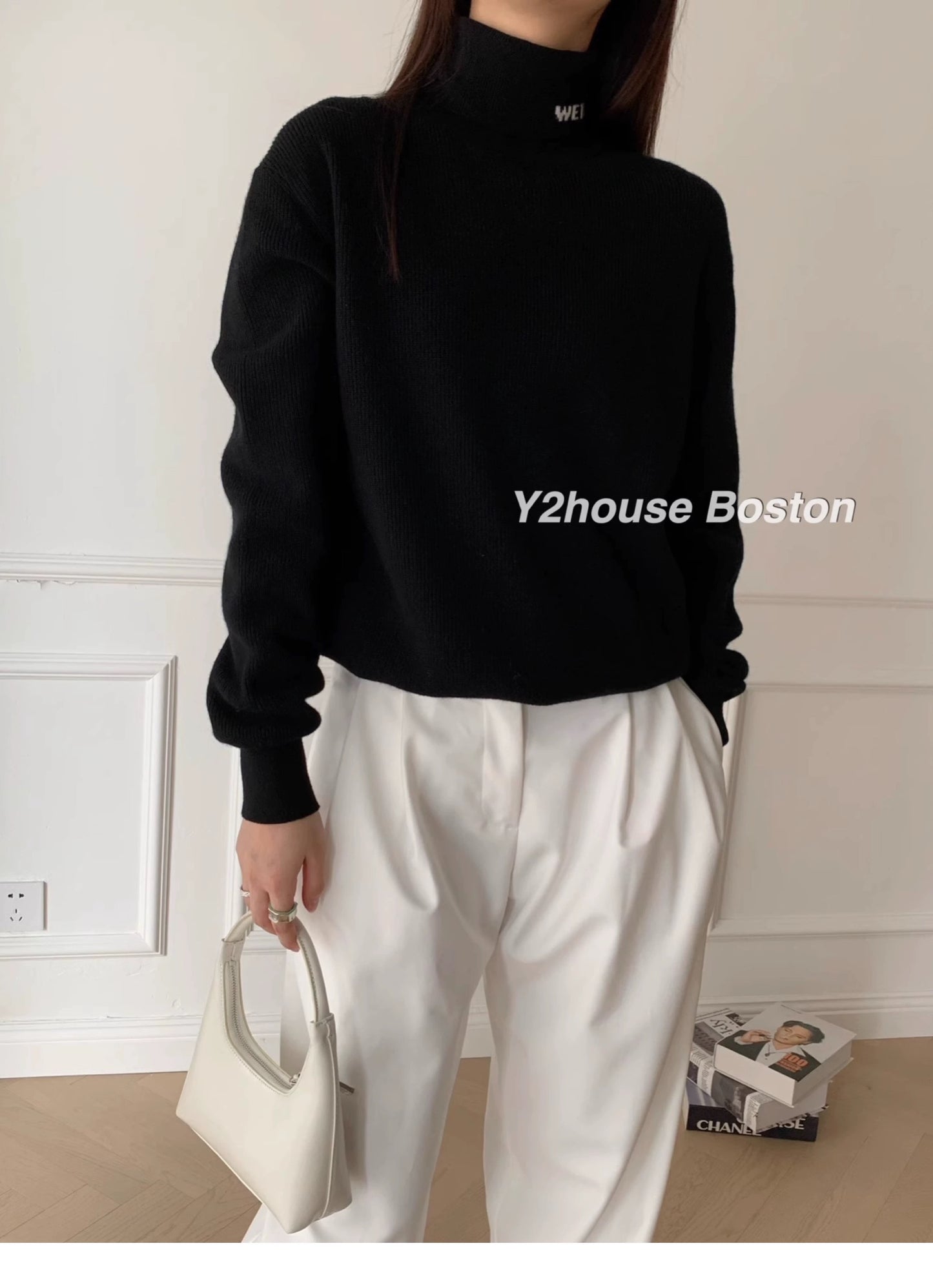 Knit Roll-neck Sweater