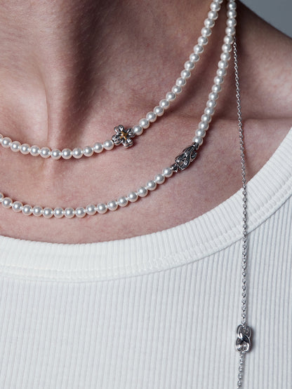 Clover Pearl Long Necklace