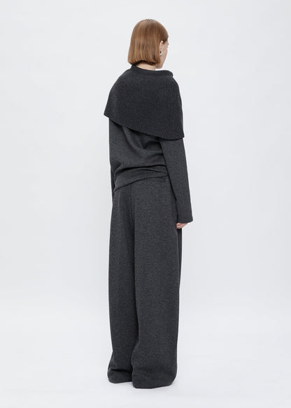 Curved Knit Pants
