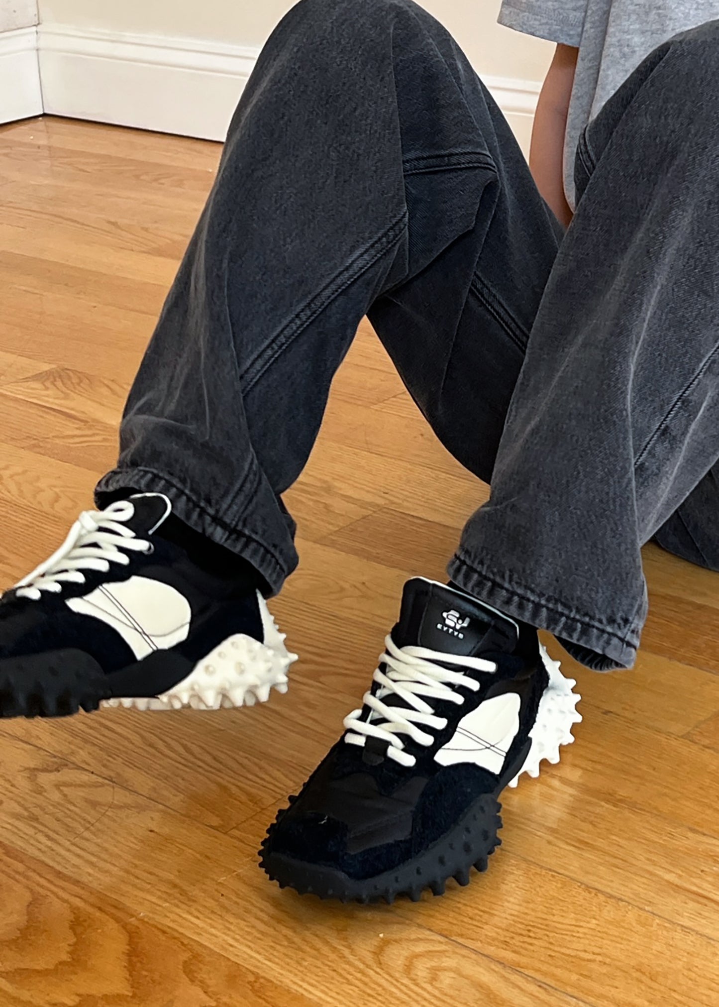 Fugu Suede Sneaker