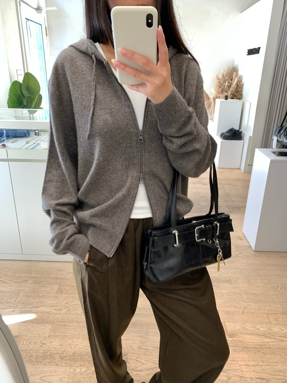 30 Hoodie Zip-up