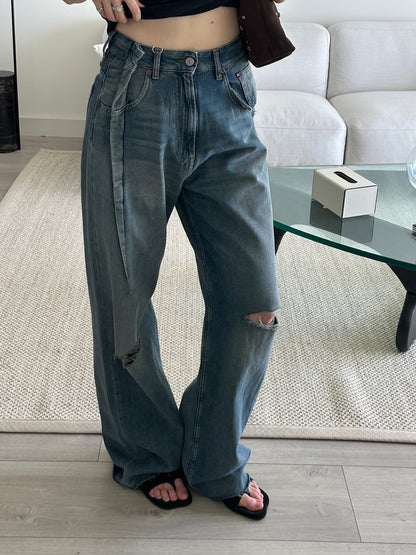 Destroyed 5 Pocket Jeans