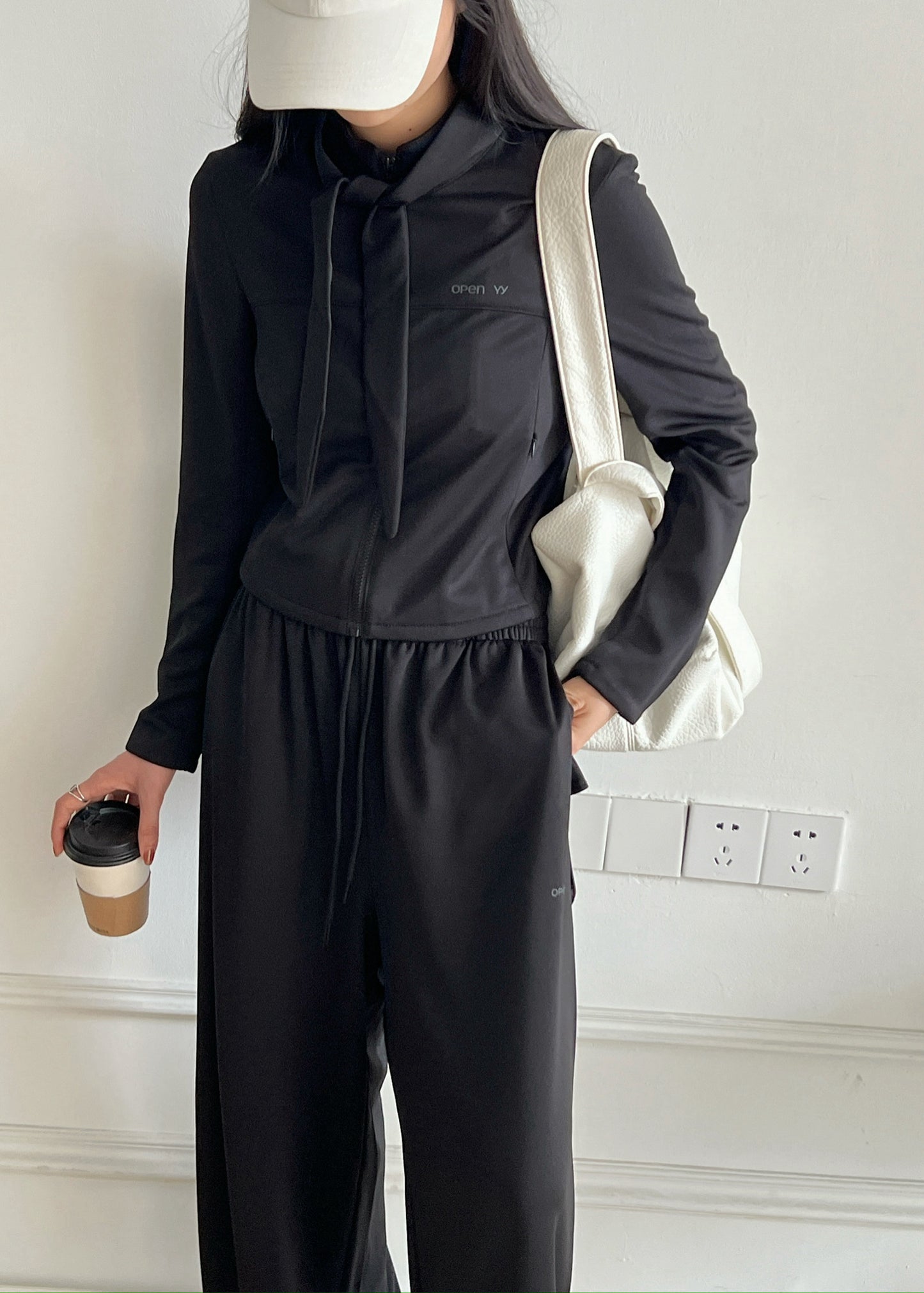 Tie Zip Training Jacket