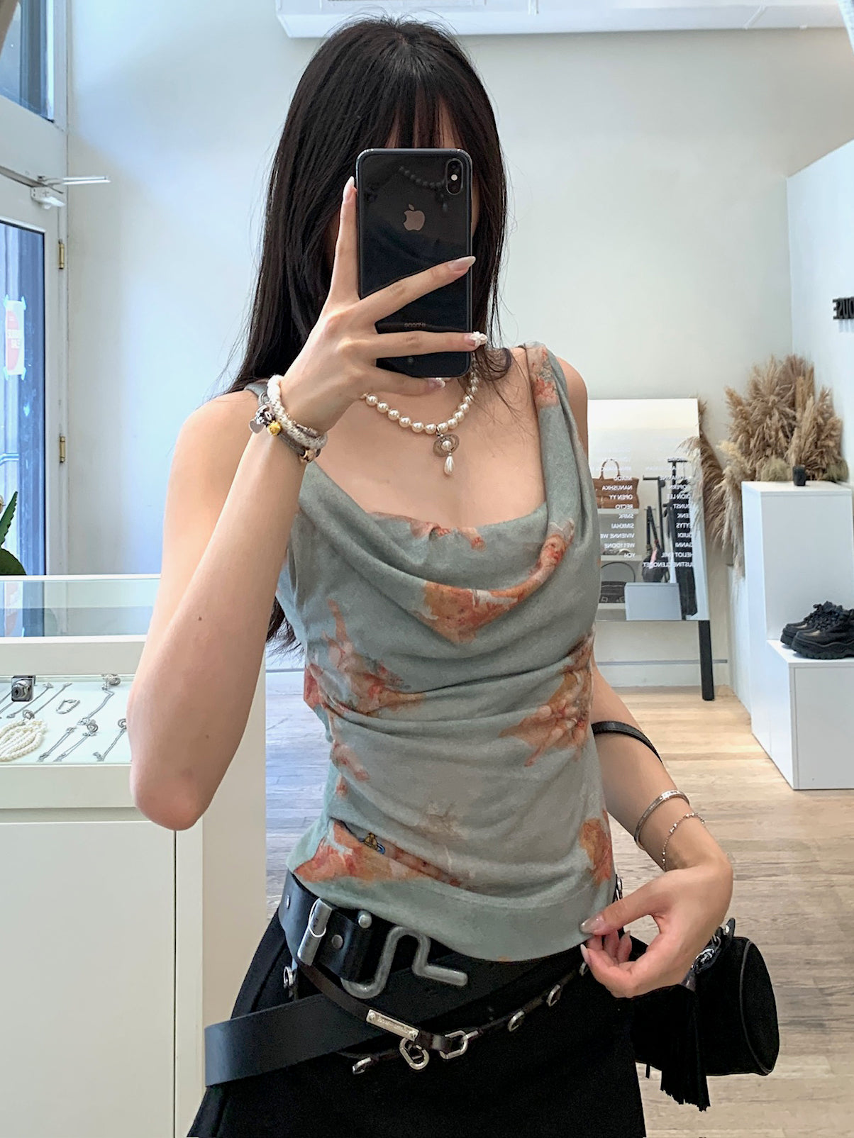 Anna Top
