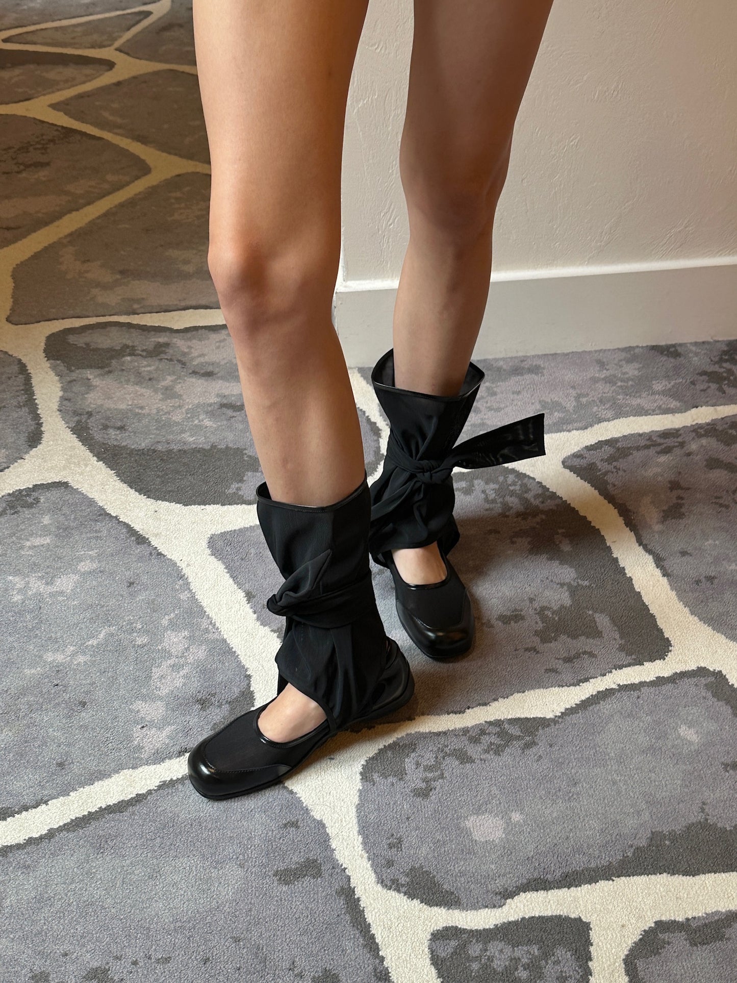 Mesh Ribbon Cut-out Boots