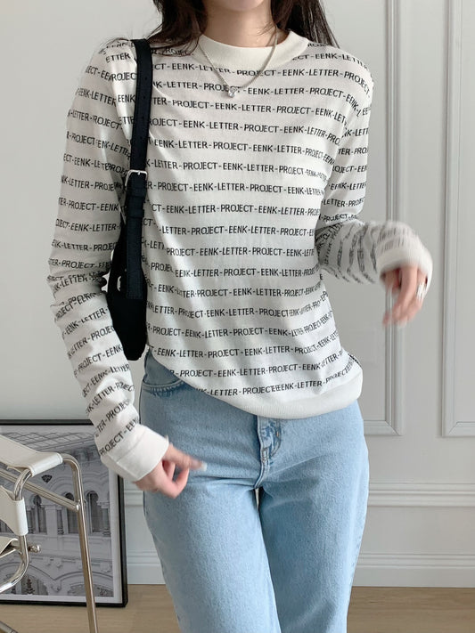 UNITED Lettering Knit Pullover
