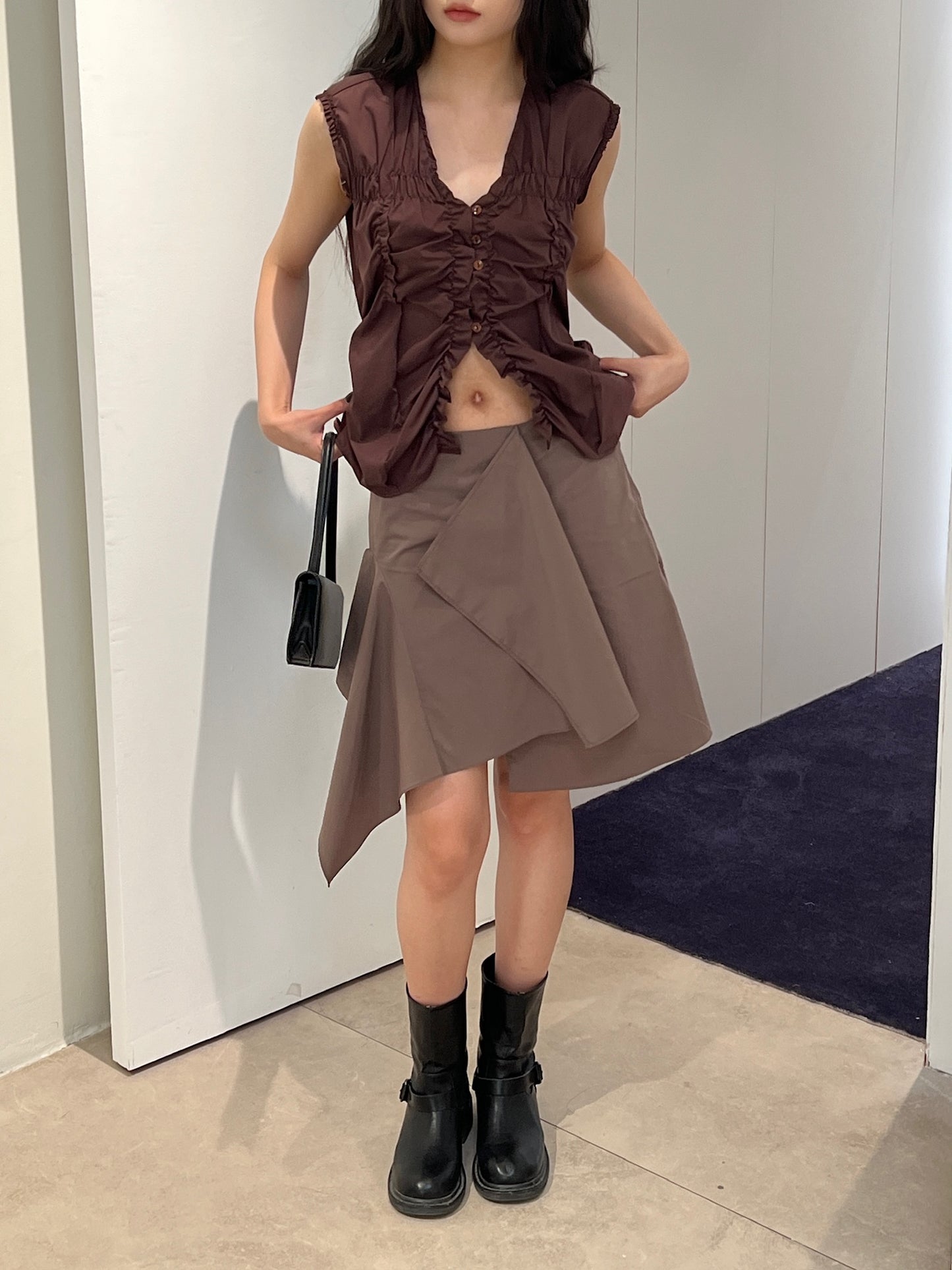 Wrinkle Sleeveless Shirt