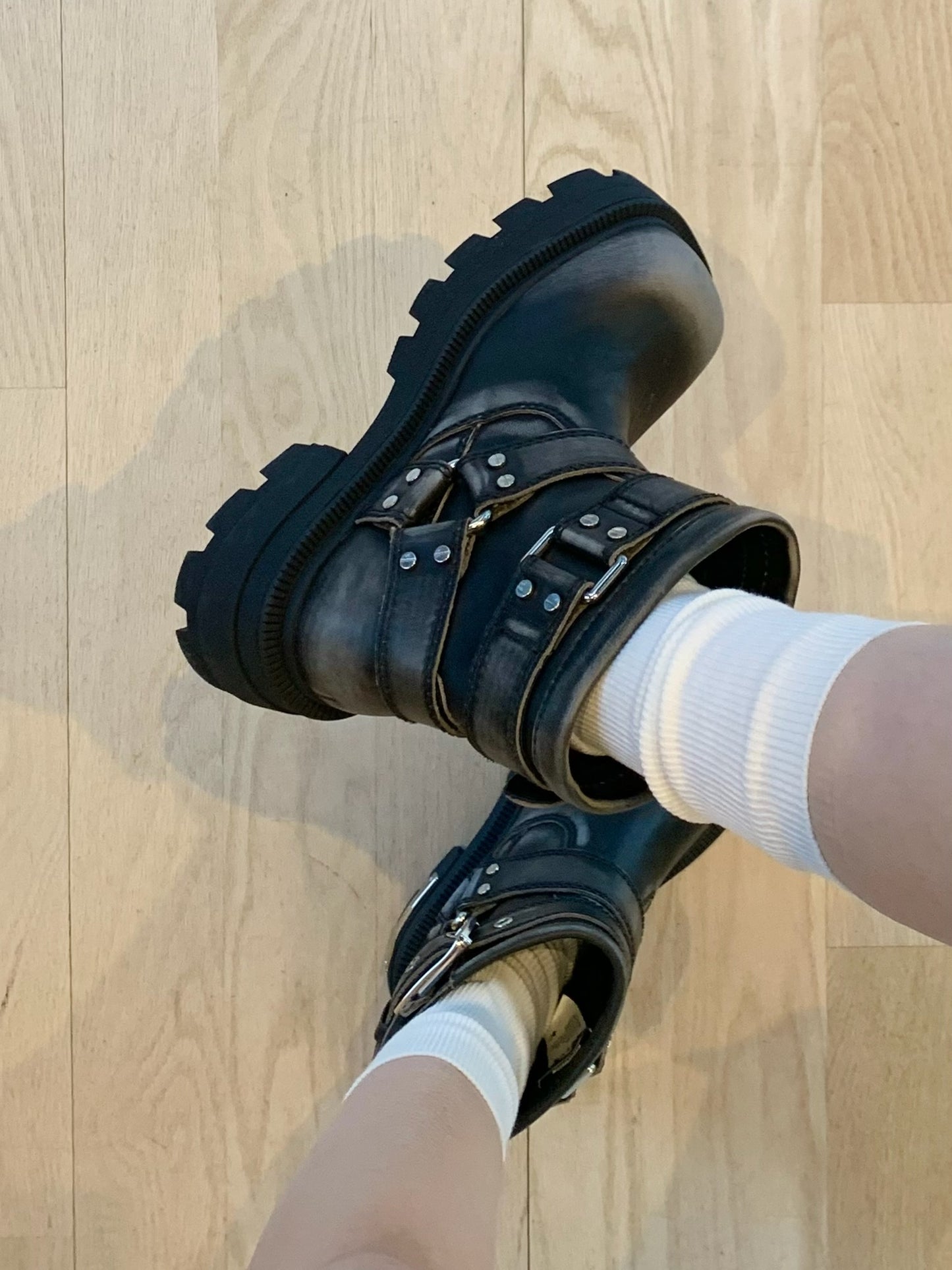Dominique Boots