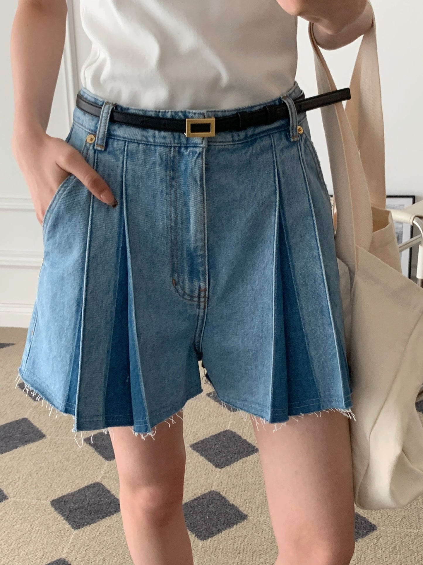 YECA Pleated Denim Shorts