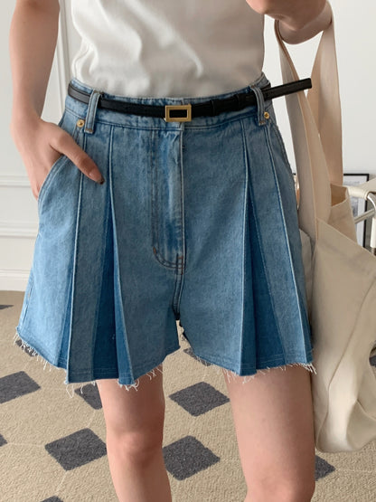 YECA Pleated Denim Shorts