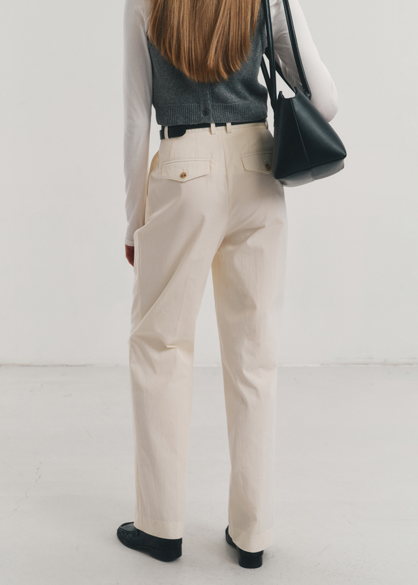 Soft Semi-wide Chino Slacks