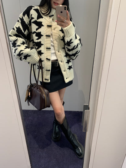 Houndstooth Star Cowichan Cardigan