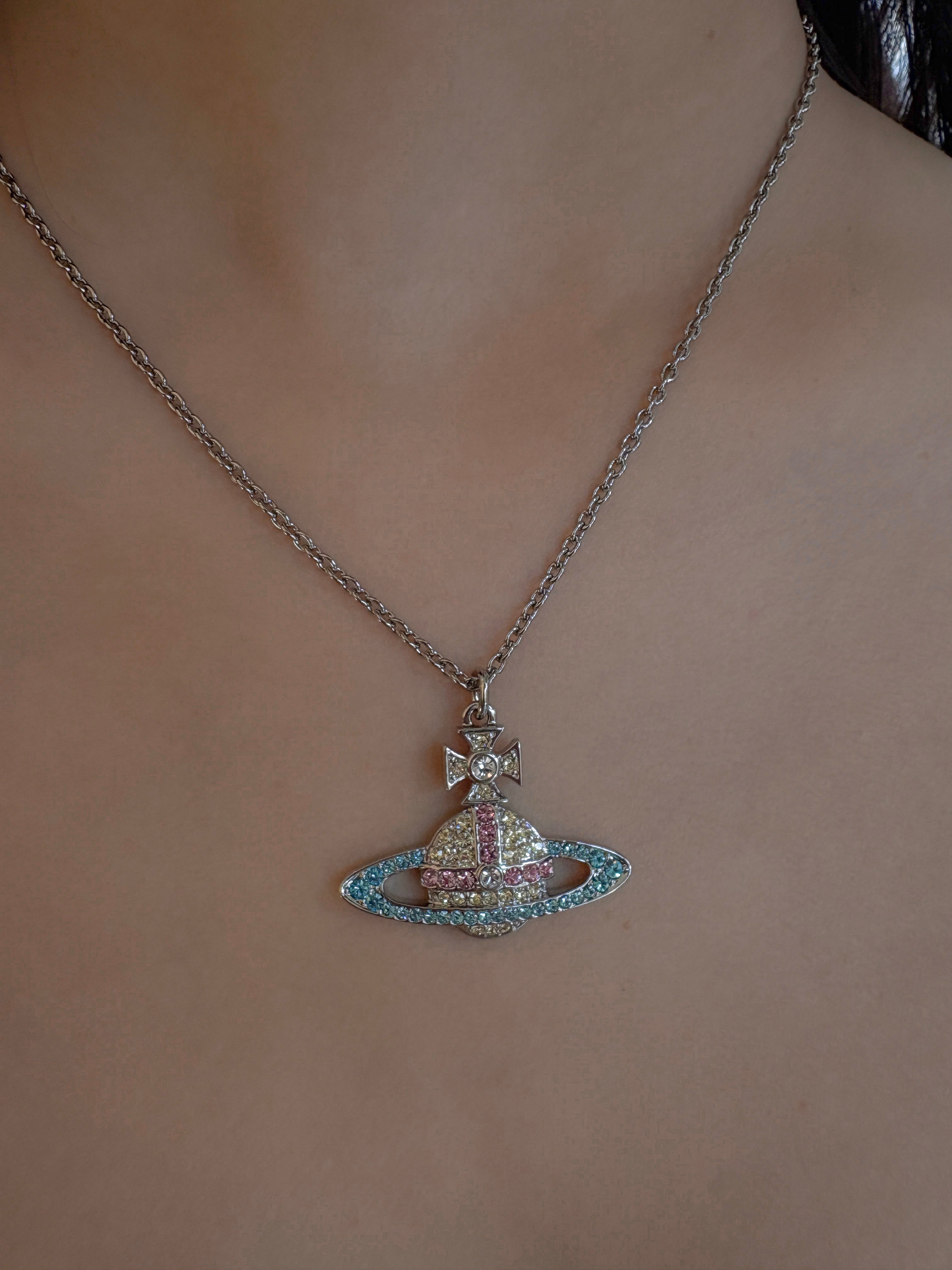 Vivienne Westwood – Y2HOUSE