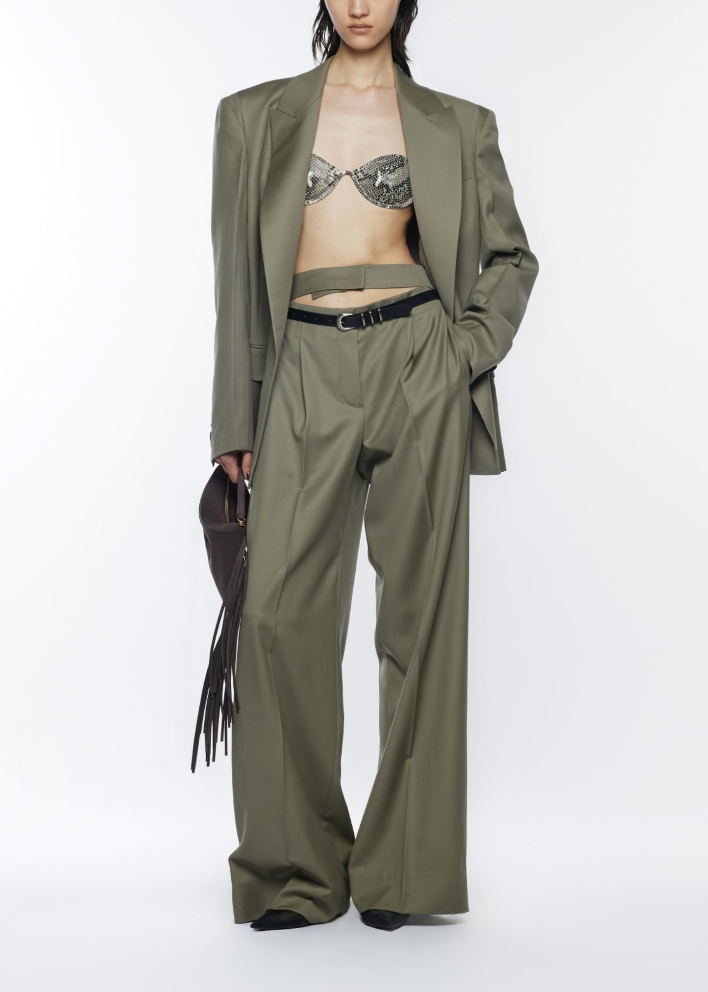 Cut-off Wide Fit Pants