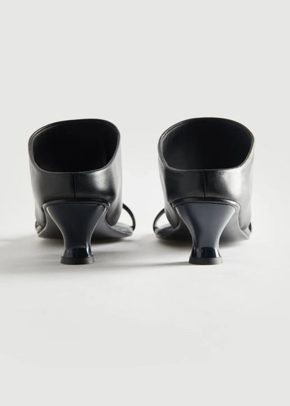 Roberta Sandal