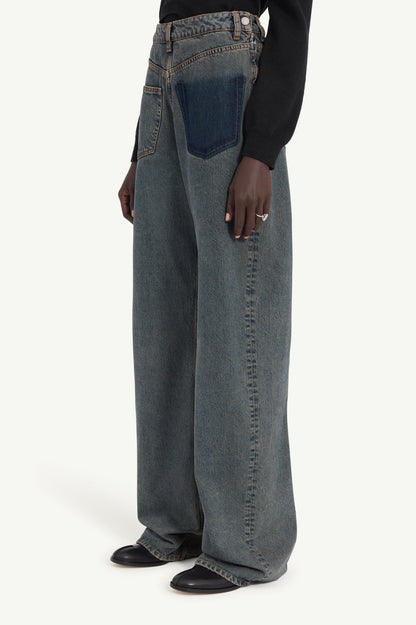 Back-to-back Jeans
