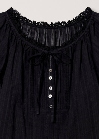 Ribboned Shirring Blouse