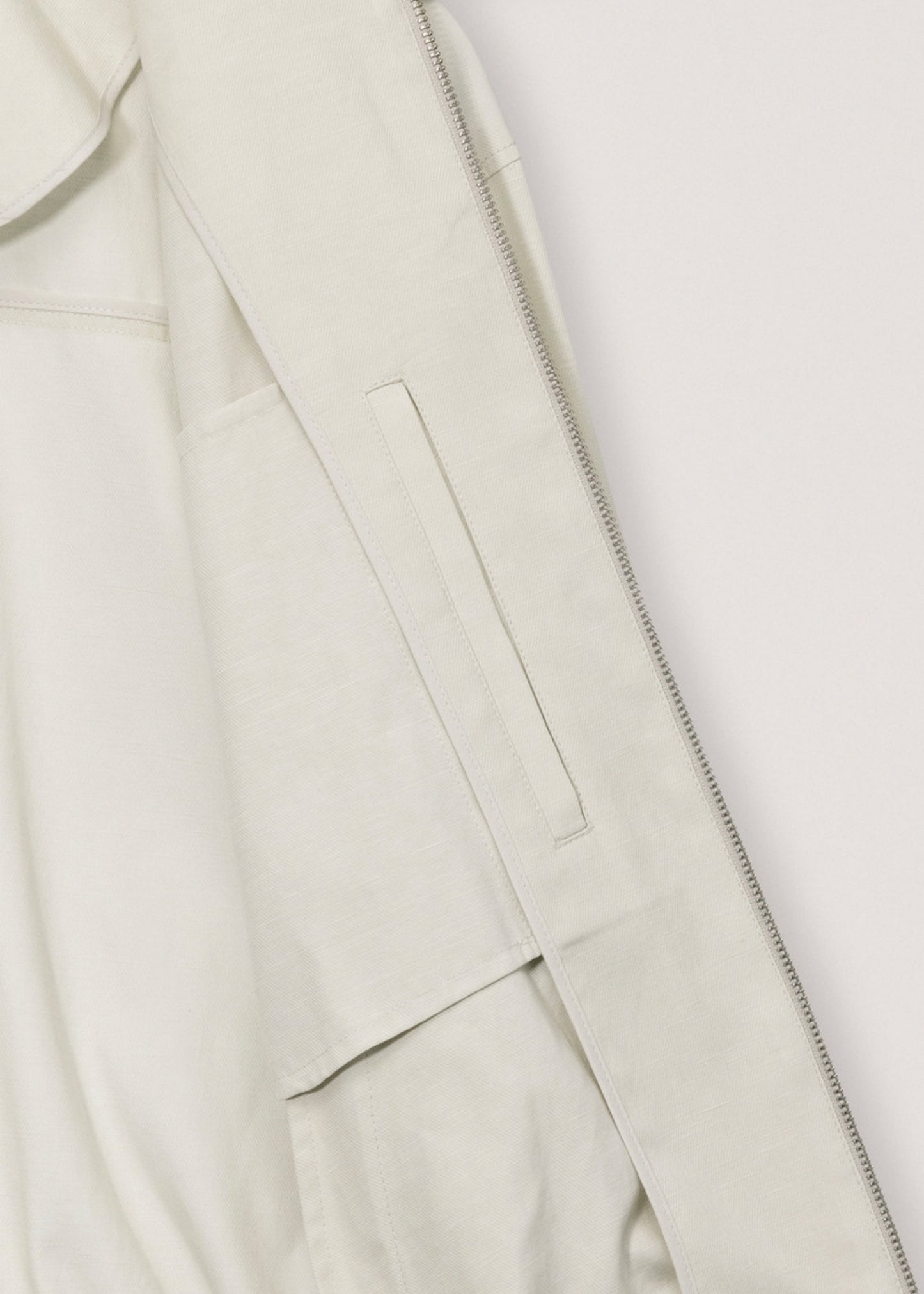 Collared Light Blouson Jacket