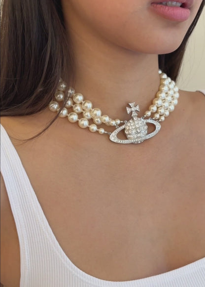 Three Row Pearl Bas Relief Choker