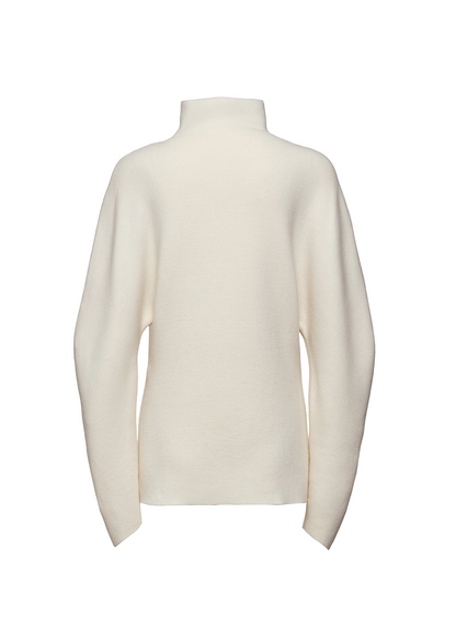 Dimensional Sleeves Wool Turtleneck