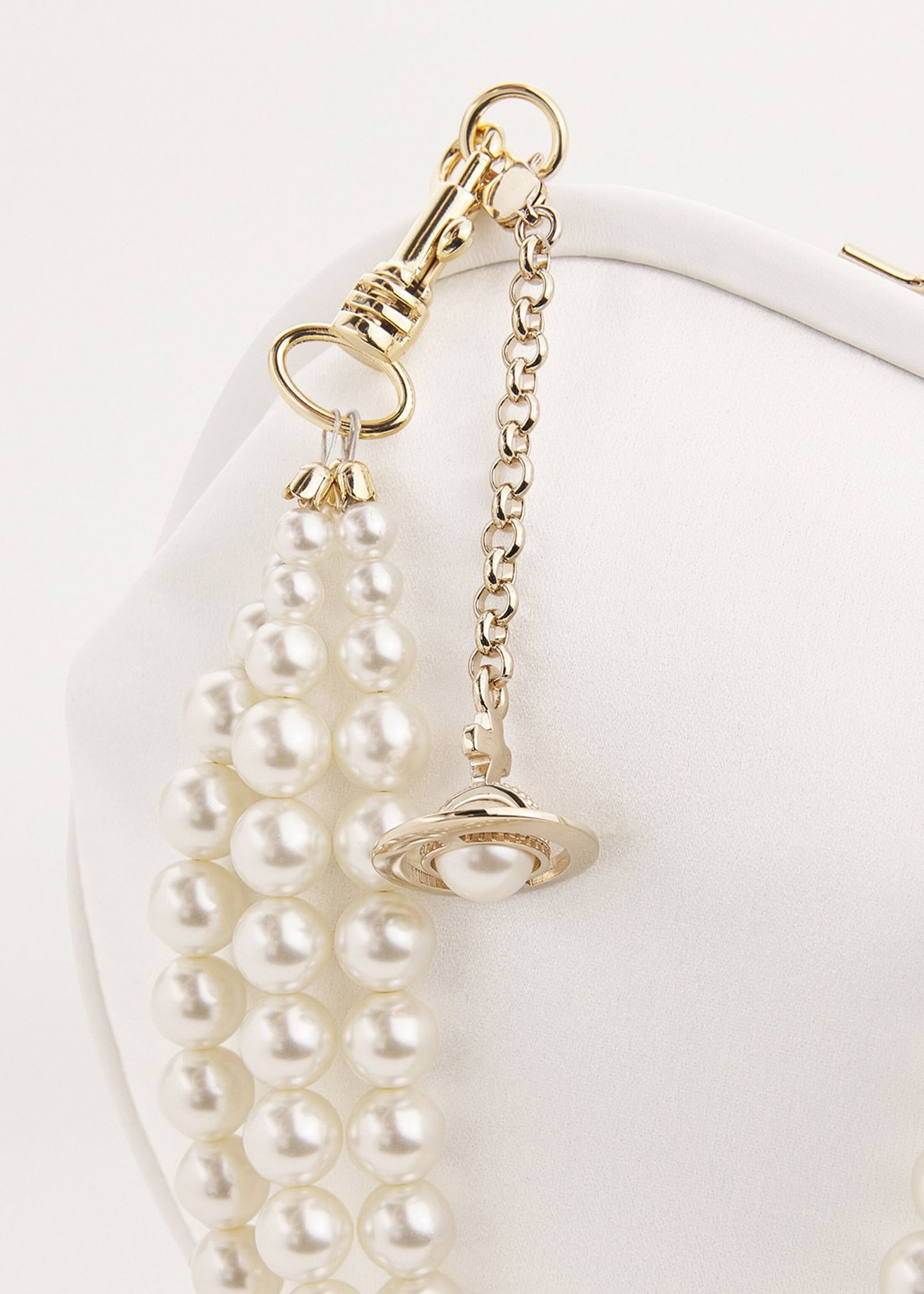Belle Heart Pearl Top-Handle Bag